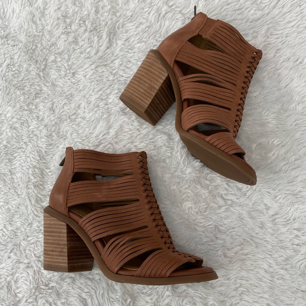 Lucky Brand Darvie Sandal Wedged Heels